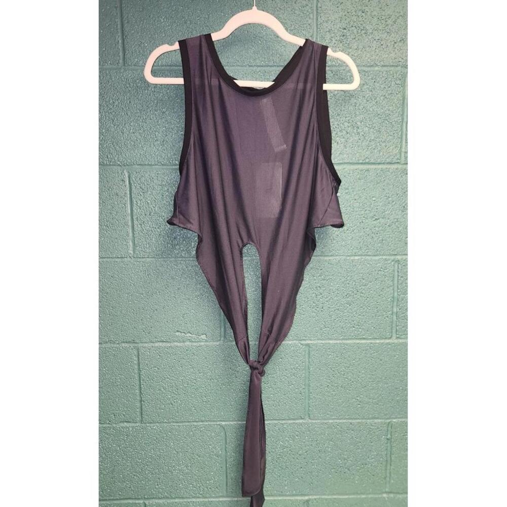 Women's Fabletics Mesh Crop Size XL